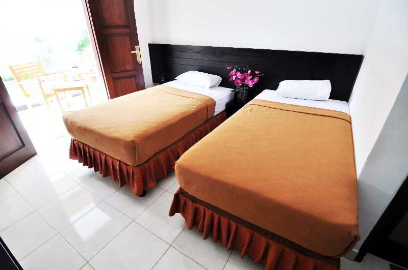Jesens Inn II Kuta Lombok Eksteriør bilde