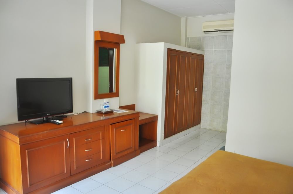 Jesens Inn II Kuta Lombok Eksteriør bilde